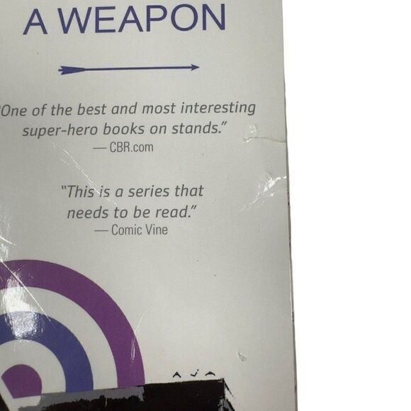 Hawkeye #1 My Life as a Weapon Graphic Novel (Marvel, March 2013) - Picture 3 of 5
